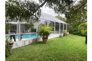 19814 SW 80th Ct, Cutler Bay, FL 33189, Sold 04/29/22