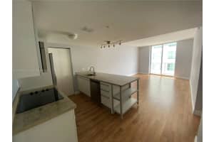 185 SW 7th St APT 2210, Miami, FL 33130, Sold 03/31/22