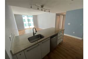 185 SW 7th St APT 2210, Miami, FL 33130, Sold 03/31/22