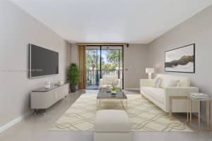 9678 Fontainebleau Blvd APT 308, Miami, FL 33172, Sold 04/05/22