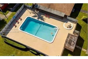820 SW 129th Pl APT 106, Miami, FL 33184, Sold 04/20/22