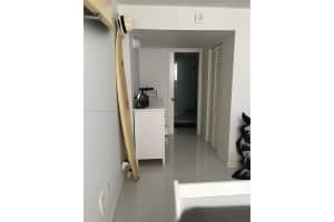 345 Ocean Dr APT 1121, Miami Beach, FL 33139, Sold 05/04/22