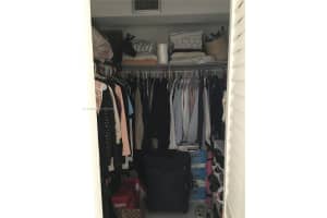 345 Ocean Dr APT 1121, Miami Beach, FL 33139, Sold 05/04/22