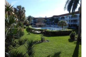 581 Blue Heron Dr 106 b, Hallandale Beach, FL 33009, Sold 05/18/22