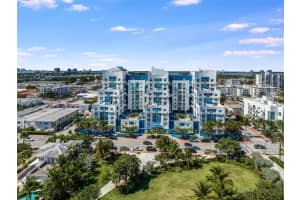 7600 Collins Ave APT 617, Miami Beach, FL 33141, Sold 04/07/22