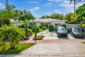 340 N Shore Dr, Miami Beach, FL 33141, Sold 06/02/22