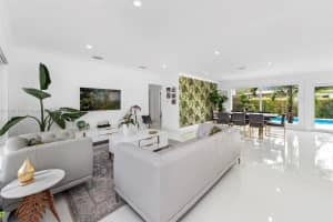 340 N Shore Dr, Miami Beach, FL 33141, Sold 06/02/22
