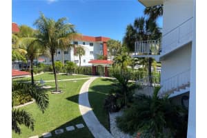 580 Egret Dr APT 209, Hallandale Beach, FL 33009, Sold 04/19/22