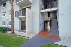 7110 NW 179th St APT 103, Hialeah, FL 33015, Sold 06/29/22