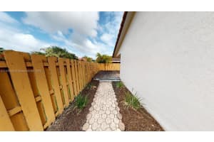 7457 SW 115th Ct, Miami, FL 33173, Sold 05/27/22