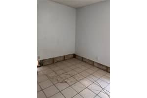 9150 Fontainebleau Blvd APT 108, Miami, FL 33172, Sold 04/15/22