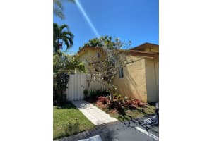 8340 SW 154th Ave APT 60, Miami, FL 33193, Sold 07/22/22