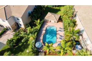 8320 Lagos De Campo Blvd #8320, Tamarac, FL 33321, Sold 04/25/22