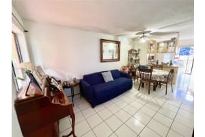 5500 W 21st Ct APT 204, Hialeah, FL 33016, Sold 05/20/22