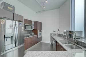 3029 NE 188th St APT 501, Aventura, FL 33180, Sold 05/03/22