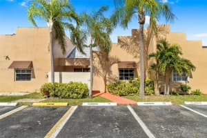 10300 SW 154th Cir Ct APT 18, Miami, FL 33196, Sold 04/07/22