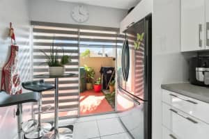 10300 SW 154th Cir Ct APT 18, Miami, FL 33196, Sold 04/07/22