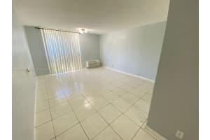 16450 NW 2nd Ave APT 104, Miami, FL 33169, Sold 05/06/22