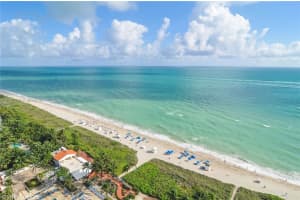 Blue Diamond Tower, 4779 Collins Ave APT 2201, Miami Beach, FL 33140, Sold 05/18/22