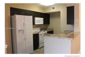 15231 SW 80th St APT 204, Miami, FL 33193, Sold 04/19/22