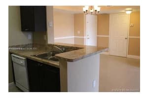 15231 SW 80th St APT 204, Miami, FL 33193, Sold 04/19/22