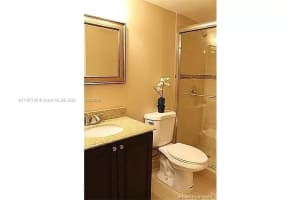 15231 SW 80th St APT 204, Miami, FL 33193, Sold 04/19/22