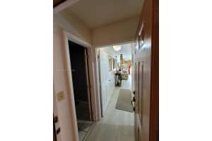 460 E 23rd St APT 318, Hialeah, FL 33013, Sold 08/30/22