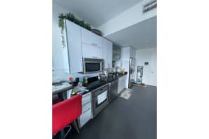 60 SW 13th St #3203, Miami, FL 33130, Sold 05/19/22