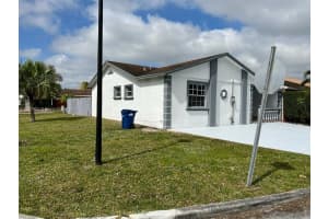 19750 NW 52nd Pl, Miami Gardens, FL 33055, Sold 04/07/22
