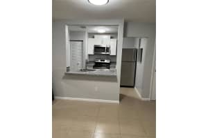 9808 Hammocks Blvd Apt 201-23, Miami, FL 33196, Sold 04/18/22