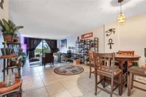 2450 NE 135th St APT 410, North Miami, FL 33181, Sold 01/26/23