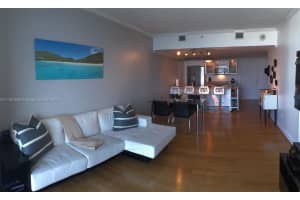 185 SW 7th St APT 2507, Miami, FL 33130, Sold 12/29/22