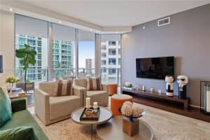 1300 Brickell Bay Dr APT 1102, Miami, FL 33131, Sold 09/21/22