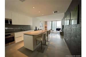 68 SE 6th St Apt 2205, Miami, FL 33131, Sold 05/18/22