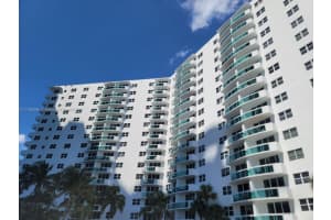 3001 S Ocean Dr APT 621, Hollywood, FL 33019, Sold 09/23/22
