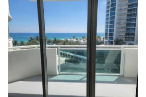 3001 S Ocean Dr APT 621, Hollywood, FL 33019, Sold 09/23/22