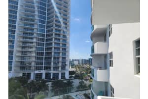 3001 S Ocean Dr APT 621, Hollywood, FL 33019, Sold 09/23/22