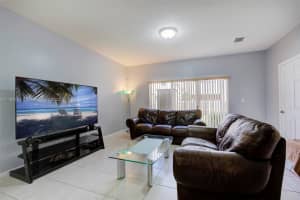 20433 NW 15th Ave #2, Miami Gardens, FL 33169, Sold 05/11/22