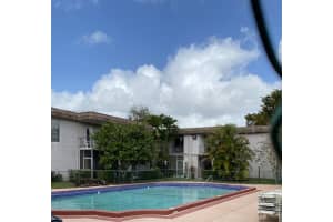 10353 N Kendall Dr, Miami, FL 33176, Sold 04/27/22