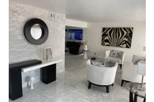 15400 SW 81st Cir Ln APT 107, Miami, FL 33193, Sold 05/26/22