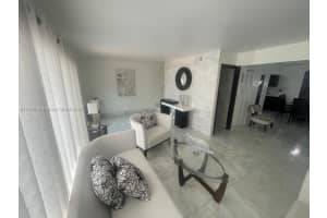 15400 SW 81st Cir Ln APT 107, Miami, FL 33193, Sold 05/26/22