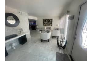 15400 SW 81st Cir Ln APT 107, Miami, FL 33193, Sold 05/26/22