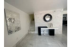 15400 SW 81st Cir Ln APT 107, Miami, FL 33193, Sold 05/26/22