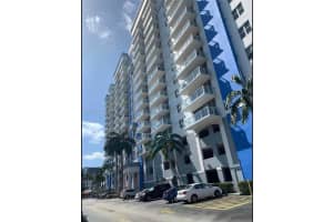 5077 NW 7th St APT 415, Miami, FL 33126, Sold 05/25/22