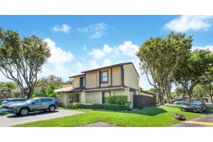 6900 SW 127th Ct, Miami, FL 33183, Sold 05/04/22