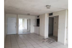 310 Fontainebleau Blvd APT 204, Miami, FL 33172, Sold 04/27/22