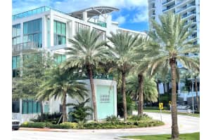 6000 Collins Ave APT 306, Miami Beach, FL 33140, Sold 06/06/22