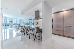 17111 Biscayne Blvd Unit 406, Aventura, FL 33160, Sold 04/08/22