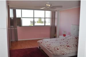 100 Golden Isles Dr APT 611, Hallandale Beach, FL 33009, Sold 05/26/22