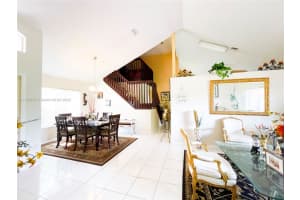 9943 NW 47th St, Coral Springs, FL 33076, Sold 05/05/22